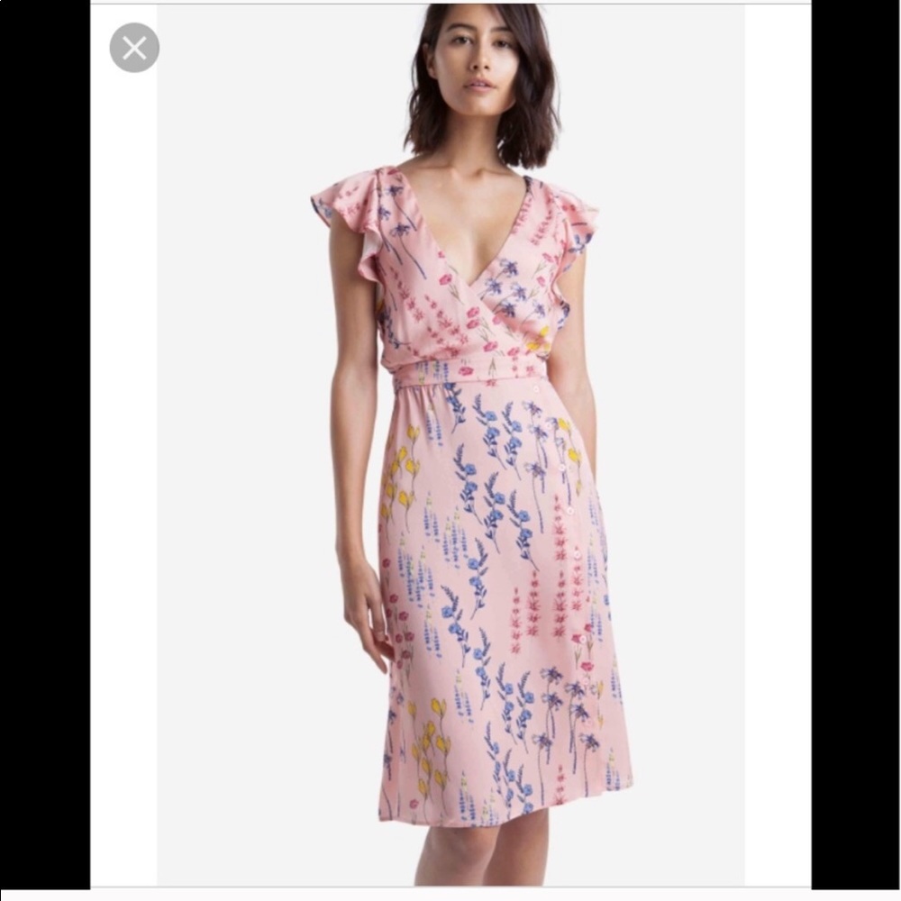 NEW • Tucker NYC The Wrap Button Up Dress Pink . Added button to keep top closed